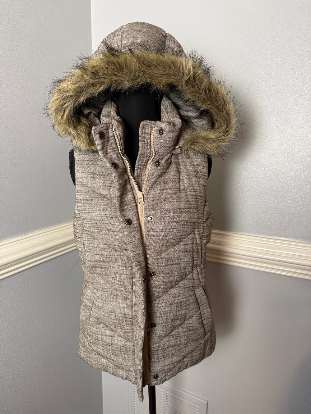 GAP Taupe Quilted Puffer Vest with Faux Fur Trim Hood